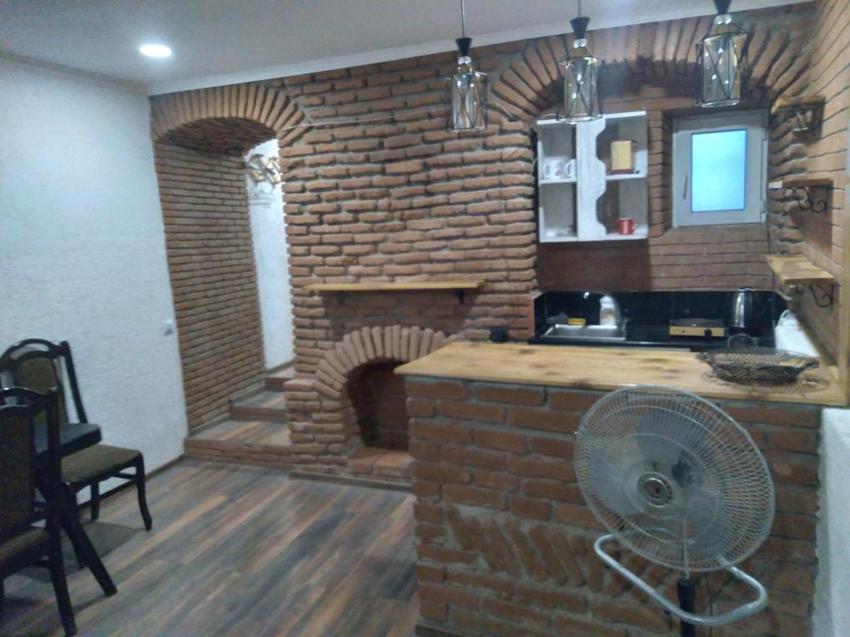 Sani Apartment Tbilisi ภายนอก รูปภาพ