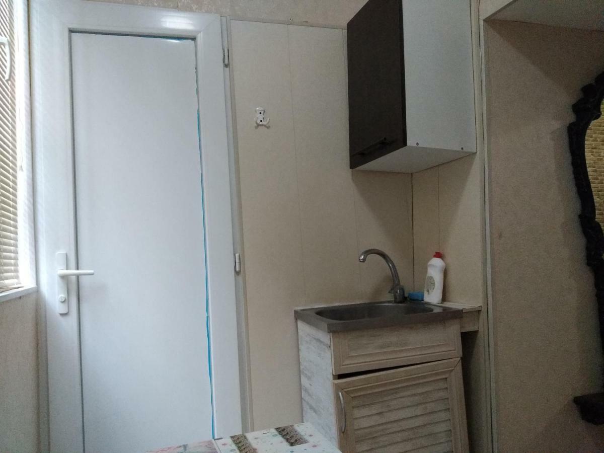Sani Apartment Tbilisi ภายนอก รูปภาพ